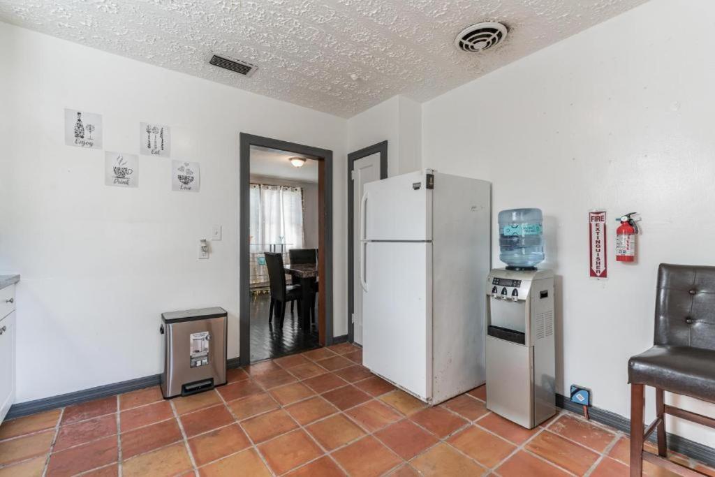 Comfy Pet Friendly Home In Jacksonville Mins To Downtown'S المظهر الخارجي الصورة