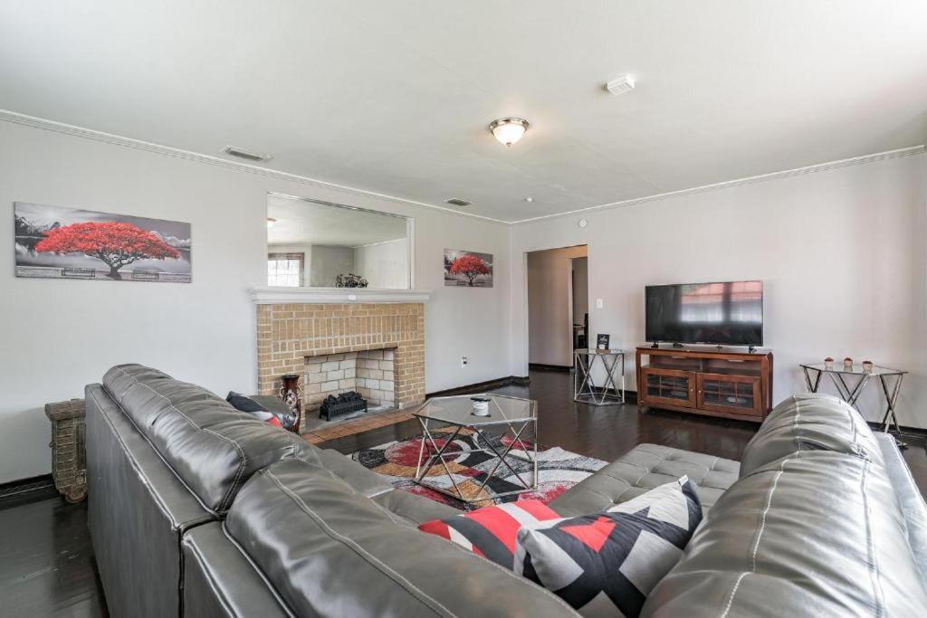 Comfy Pet Friendly Home In Jacksonville Mins To Downtown'S المظهر الخارجي الصورة