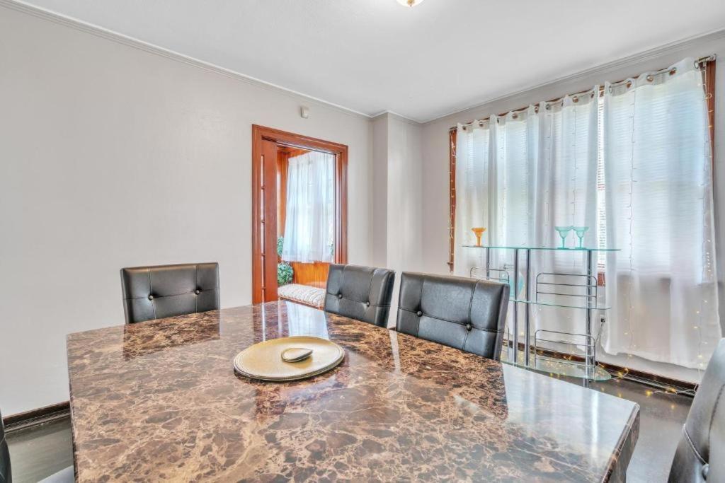 Comfy Pet Friendly Home In Jacksonville Mins To Downtown'S المظهر الخارجي الصورة