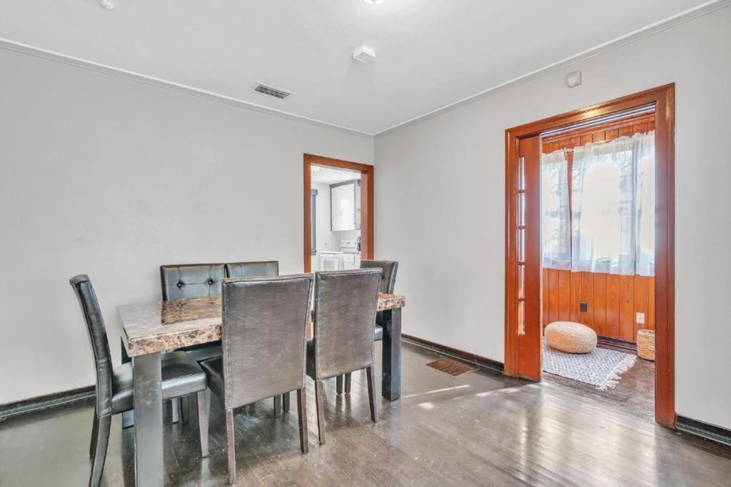 Comfy Pet Friendly Home In Jacksonville Mins To Downtown'S المظهر الخارجي الصورة