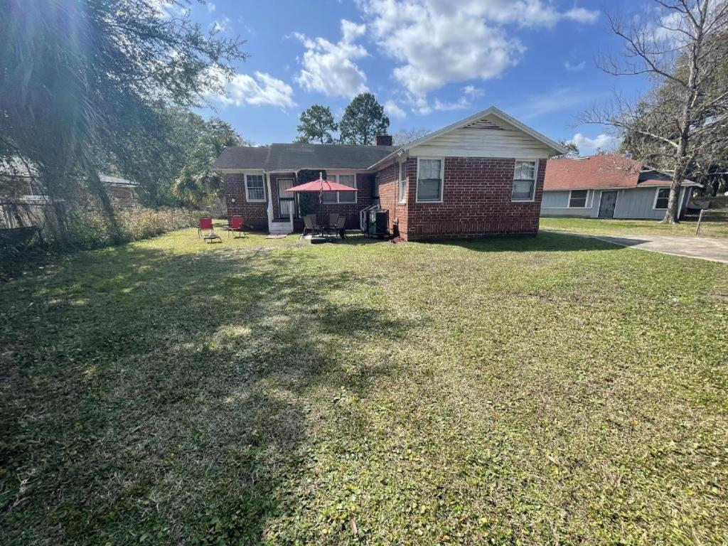 Comfy Pet Friendly Home In Jacksonville Mins To Downtown'S المظهر الخارجي الصورة